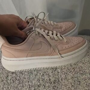 Nike Platform Women's Light Pink With White Tennis Shoes